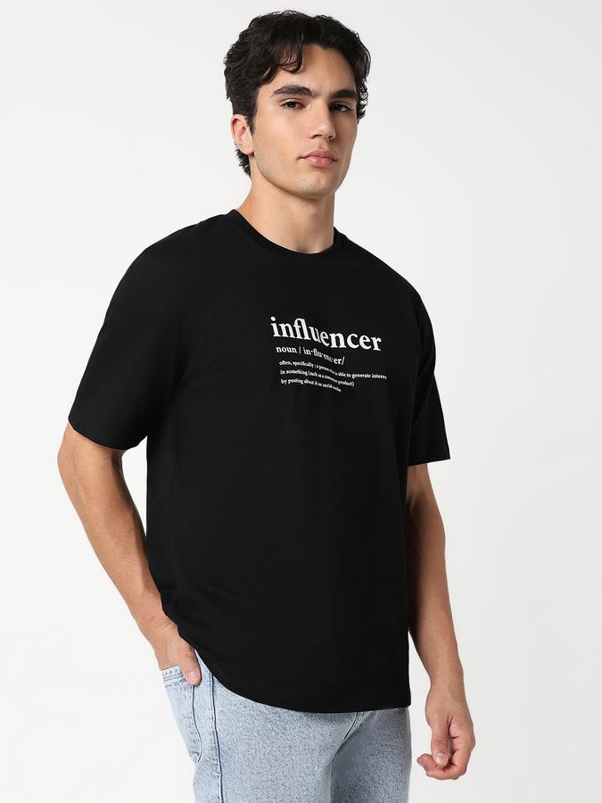 Solid Men Round Neck T-Shirt  image number 1