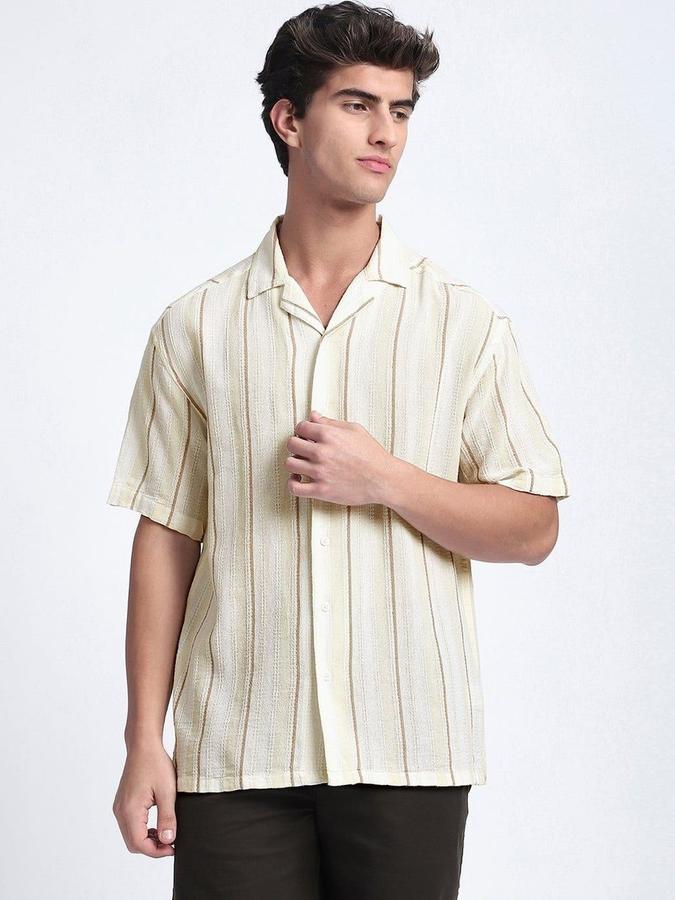 R&B Men Ivory Striped Half Sleeves Cuban Collar Shirt