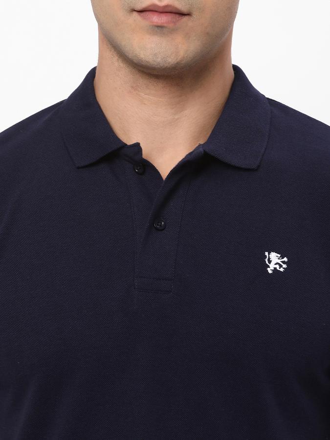 Men Logo Embroidered Regular Fit Polo T-Shirt image number 3