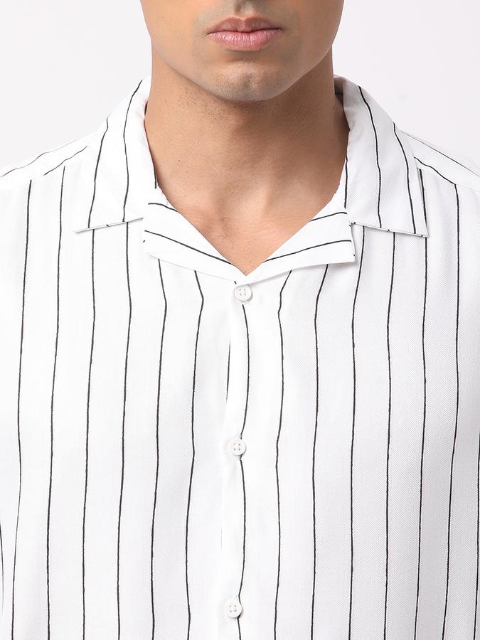 Men Regular Fit Striped Shirt image number 3