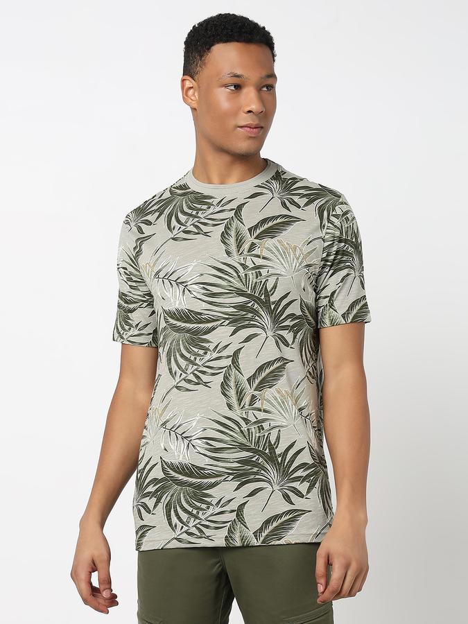 Men T-Shirt with Round Neck data-index=