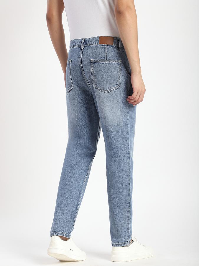 Men Cotton Relaxed Fit Mid Rise Washed Jeans