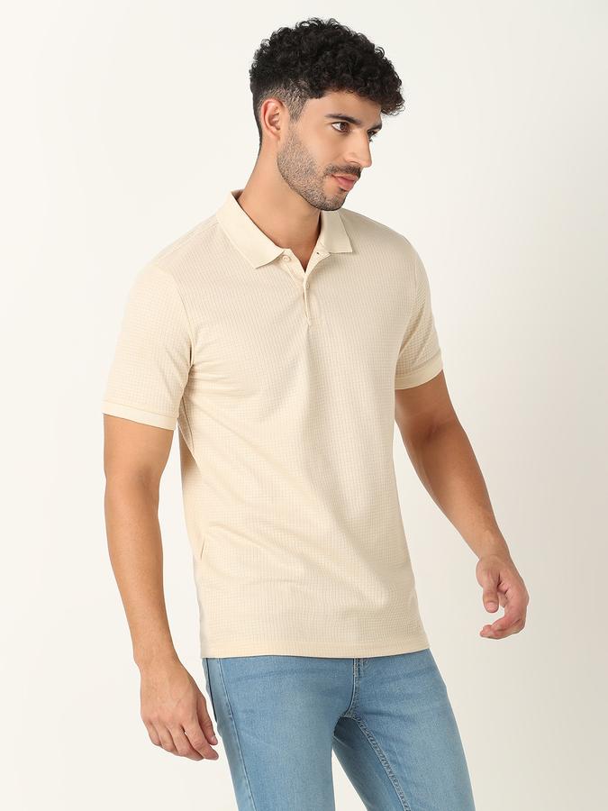Men Checked Regular Fit Polo T-Shirt image number 2