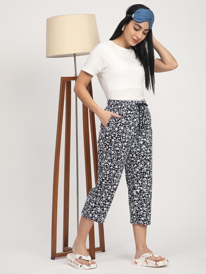 Women Cotton Slim Drawstring Printed Capri Pants