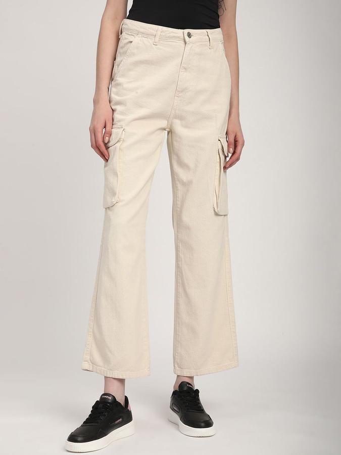 R&B Women Ivory Relaxed Fit Mid-Rise Jeans