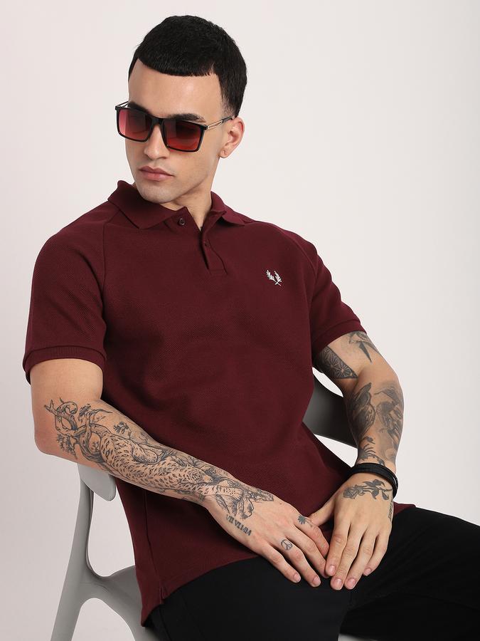 Men Cotton Slim Fit Polo Neck Textured T-shirt