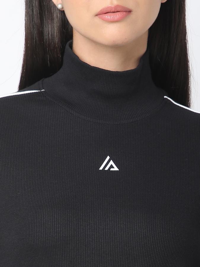 Full Sleeve Solid Women Sweatshirt image number 3