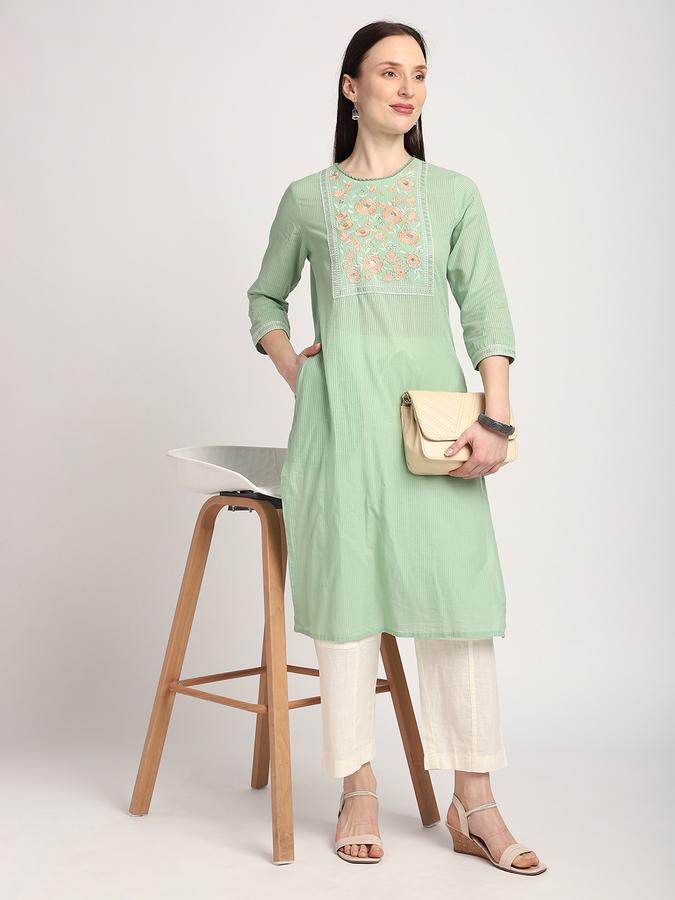 Women Cotton Regular Fit Round Neck Embroidered Kurta