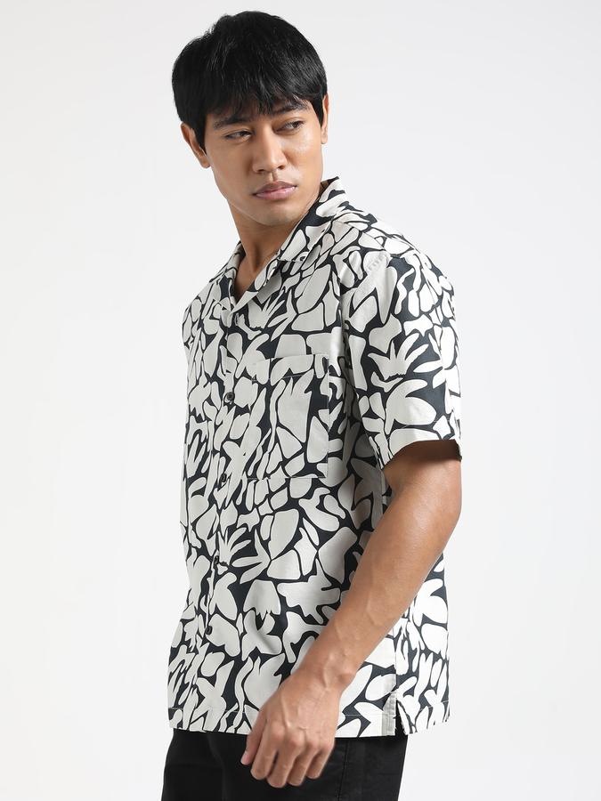 Men Floral Cut Away Collar Casual Shirts image number 2