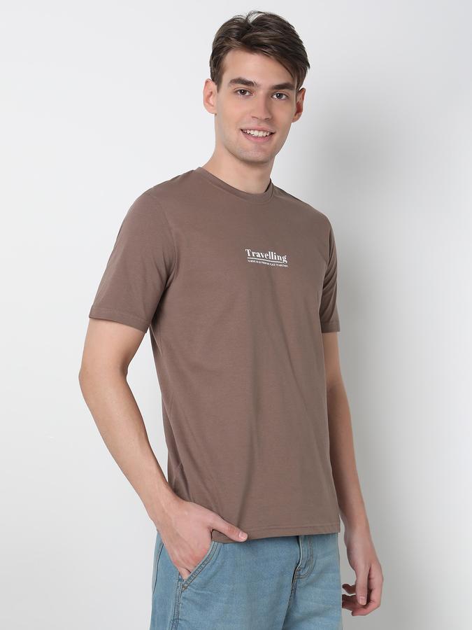 Men Typographic Print Regular Fit Crew-Neck T-Shirt image number 2