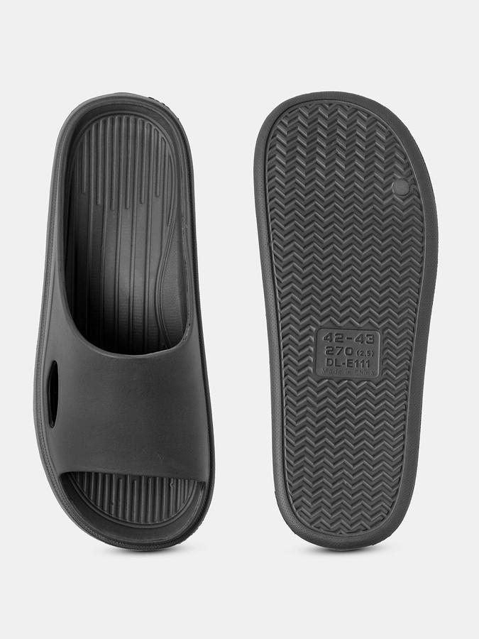 Men Striped Slip-On Slides image number 3