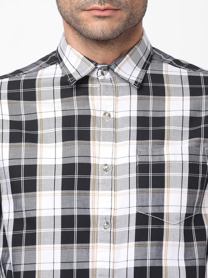 R&B Men's Checks Full Sleeve Shirt image number 3