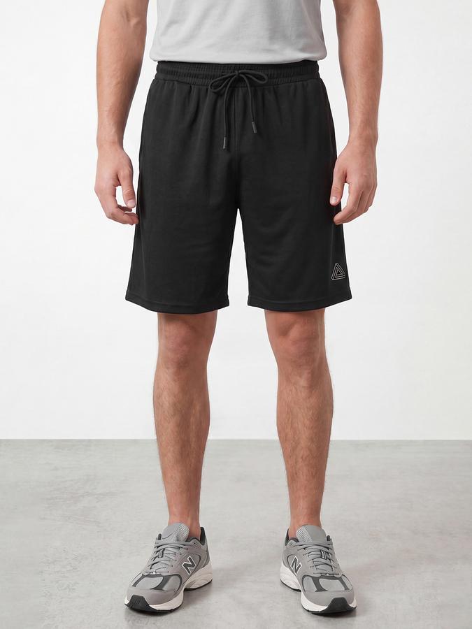 R&B Black Men Solid Mid-Rise Knee Length Regular Activewear Shorts
