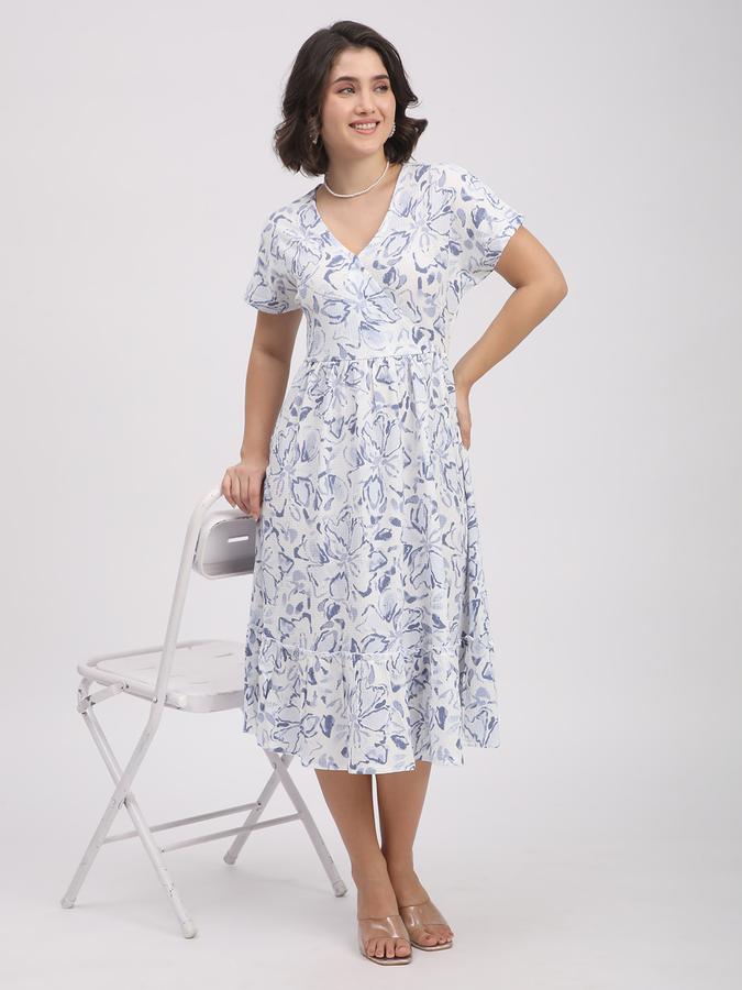 R&B Women A-line Below Knee length Dress image number 1