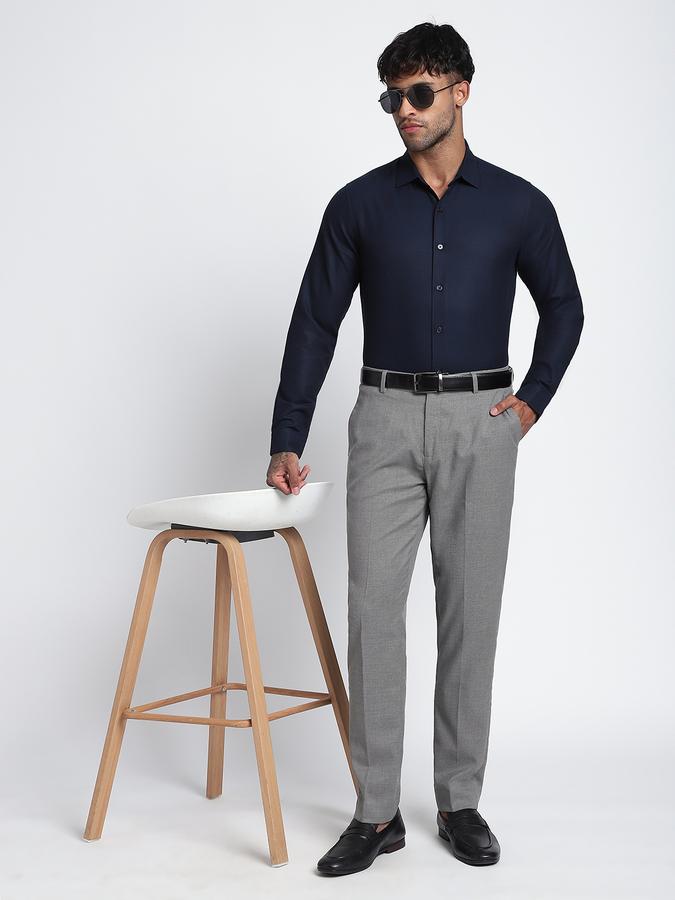 Men Cotton Blend Regular Fit Point Collar Solid Shirt