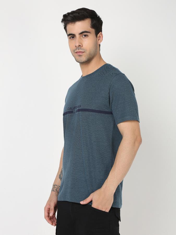 Men Typographic Print Regular Fit Crew-Neck T-Shirt image number 1