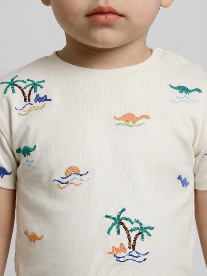 R&B White Graphic Print Boys Round Neck Regular Fit Short Sleeves T-Shirt 