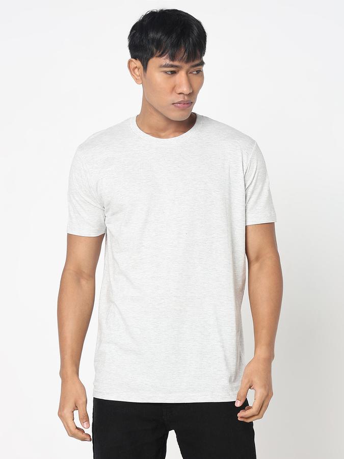Solid Men Round Neck T-Shirt image number 1