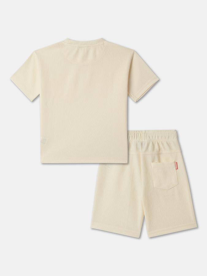 Boys Round Neck T-Shirt & Shorts Set image number 1