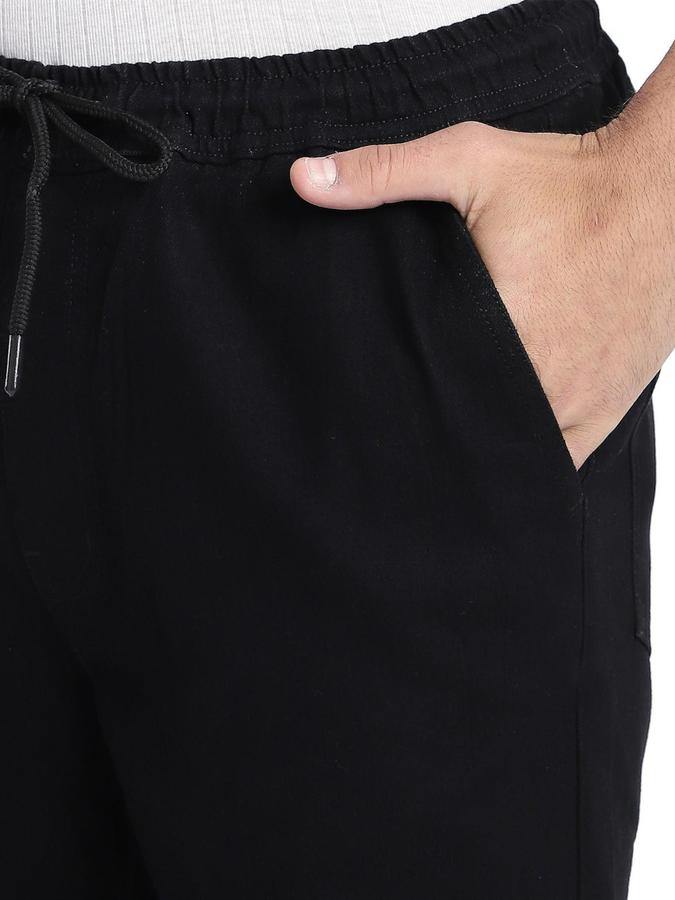 R&B Black Relaxed Fit Men Mid Rise Jeans