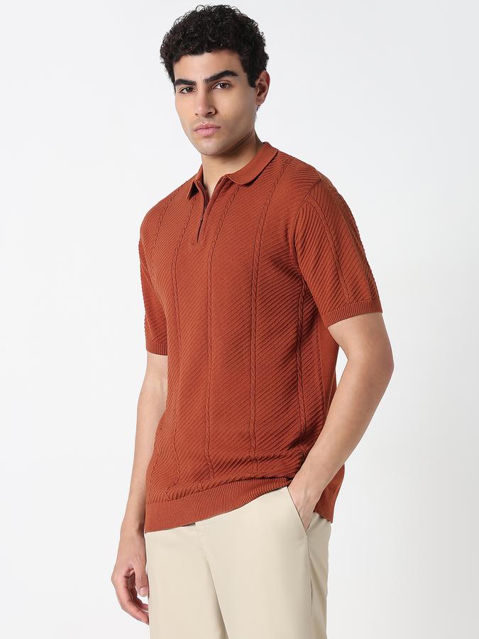 Solid Men Round Neck T-Shirt image number 3