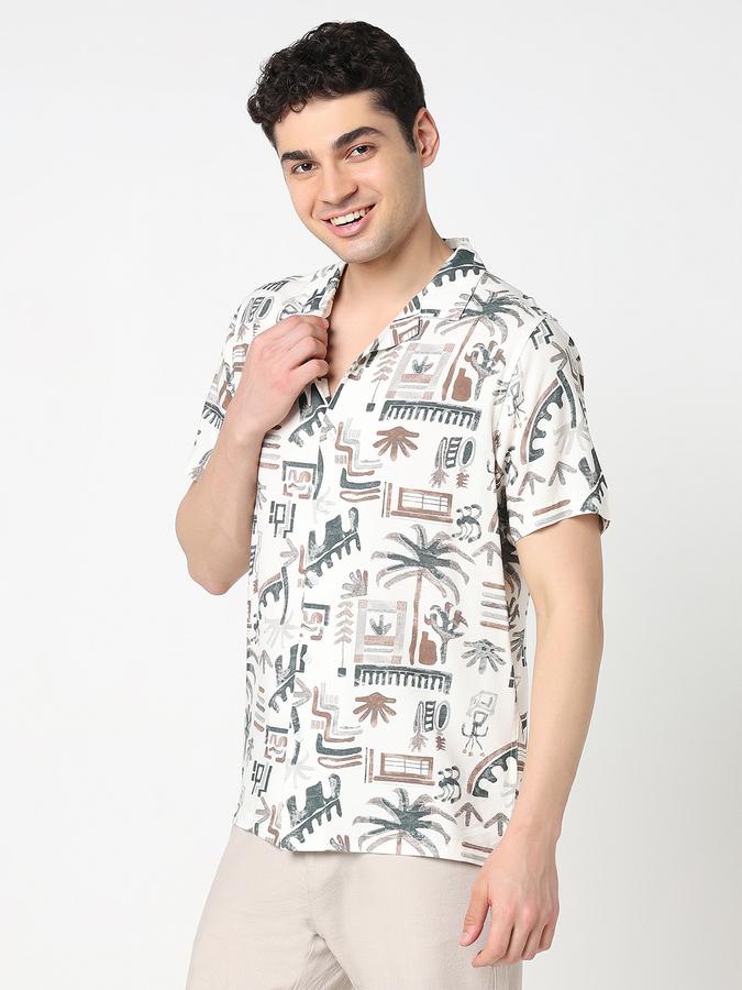 Mens Casual Short Sleeves shirt-Regular Fit image number 2