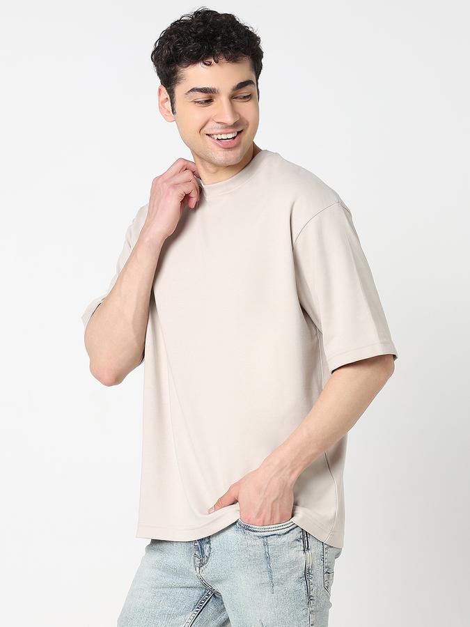 R&B Solid Men Round Neck T-Shirt image number 2