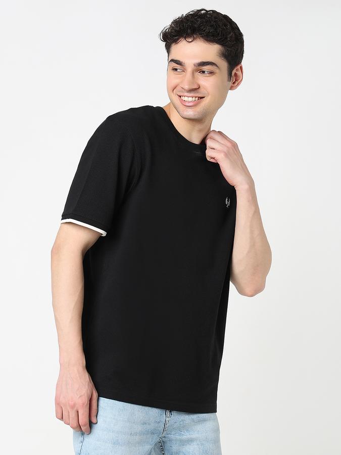 R&B Solid Men Round Neck T-Shirt image number 2
