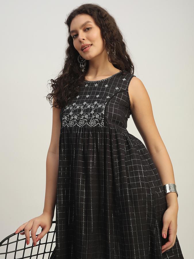 R&B Women Embroidered Kurta