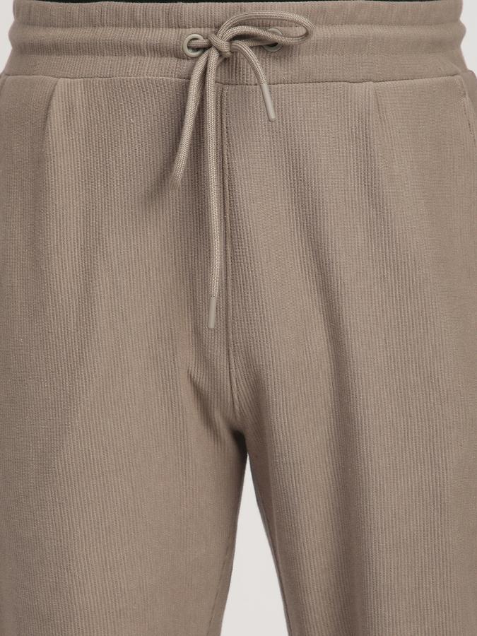 Men Cotton Regular Fit Drawstring Waist Open Hem Trackpants