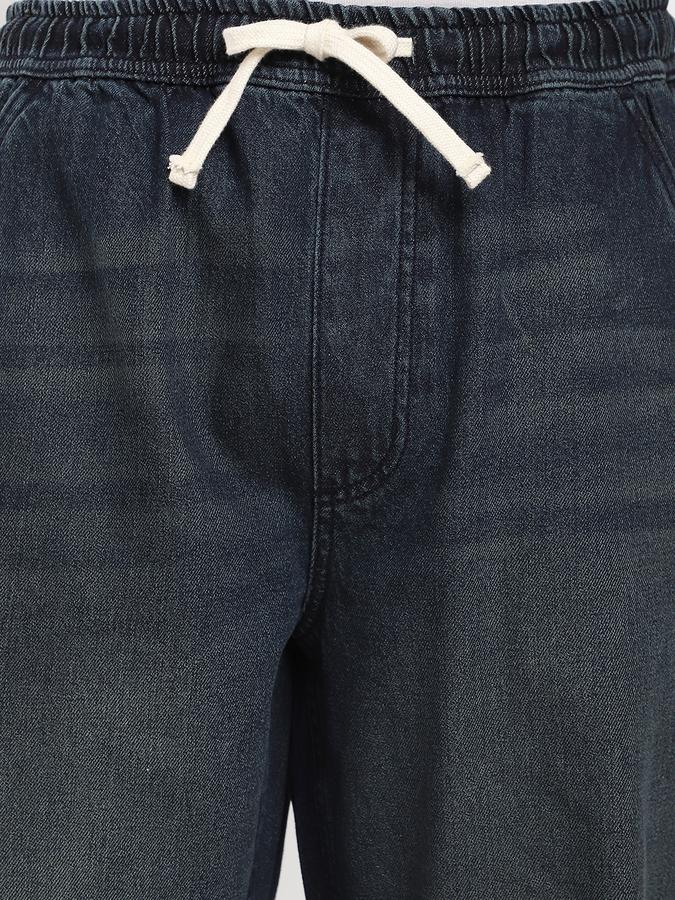 Men Cotton Loose Fit Mid Rise Clean Look Jeans