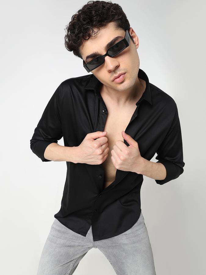 Men Cotton Regular Fit Point Collar Solid Shirt