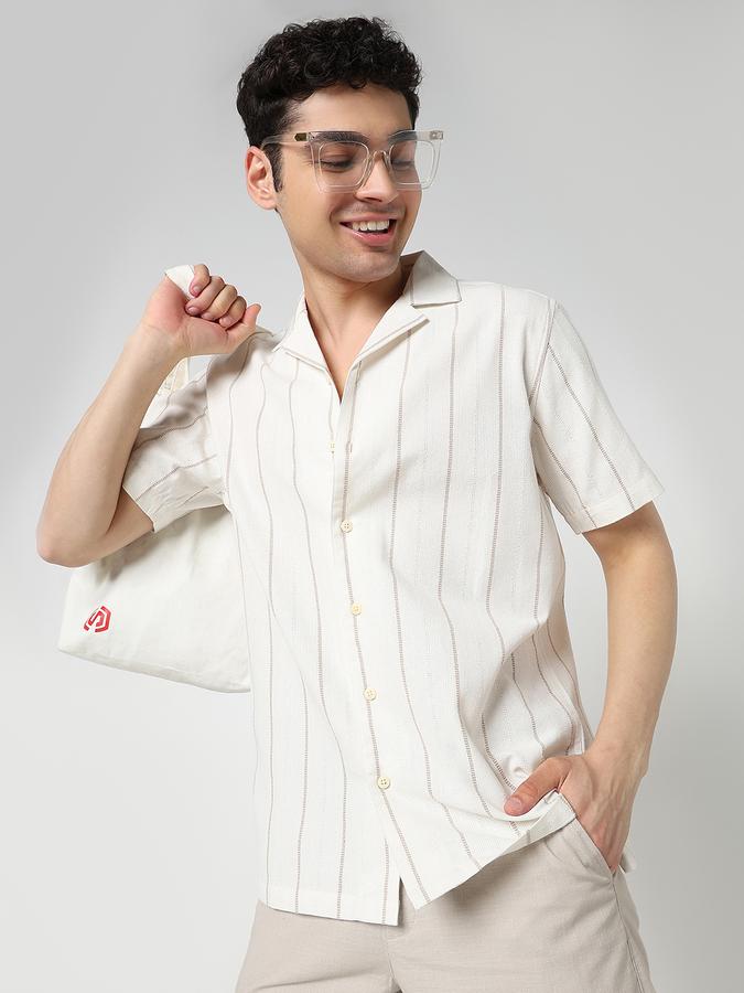 Men Polycotton Regular Fit Camp Collar Textured Shirt