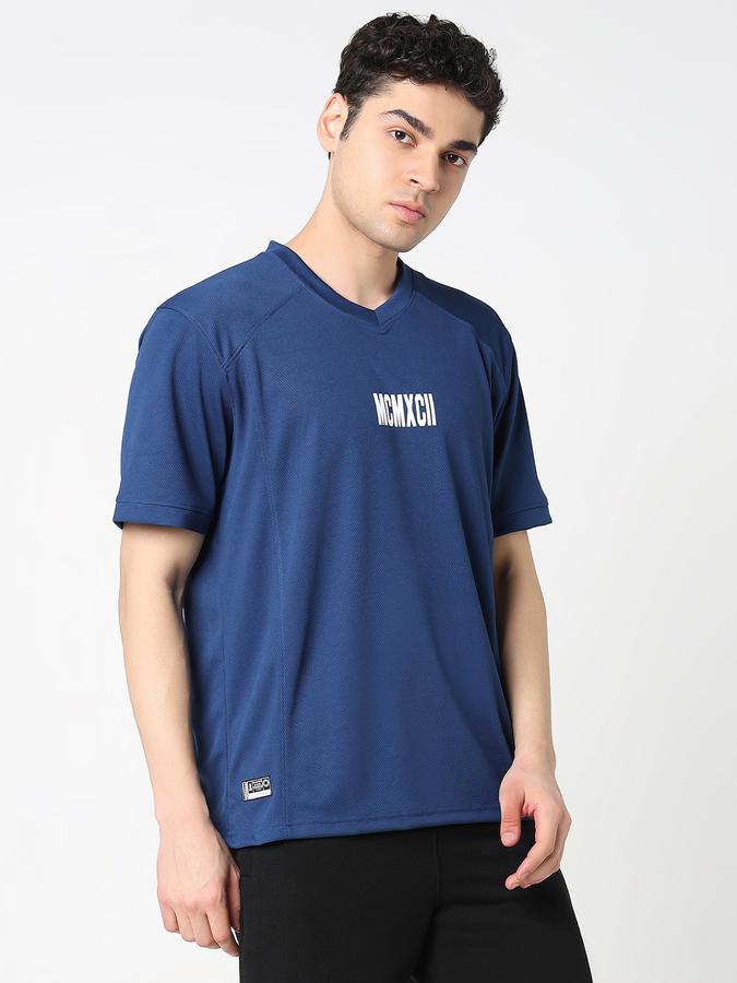 Men Polyester Regular Fit V-Neck Printed T-shirt