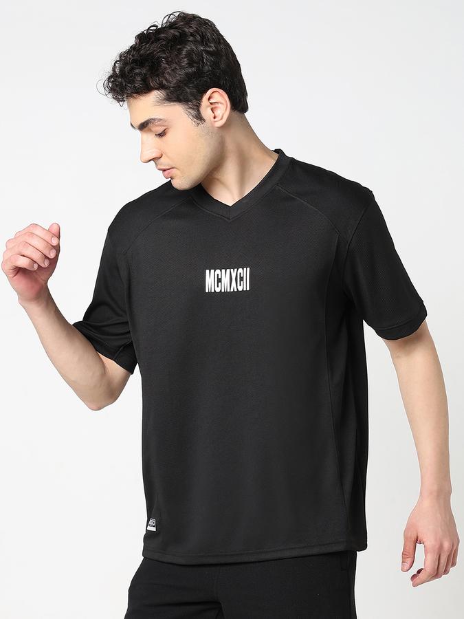 Men Polyester Regular Fit V-Neck Printed T-shirt
