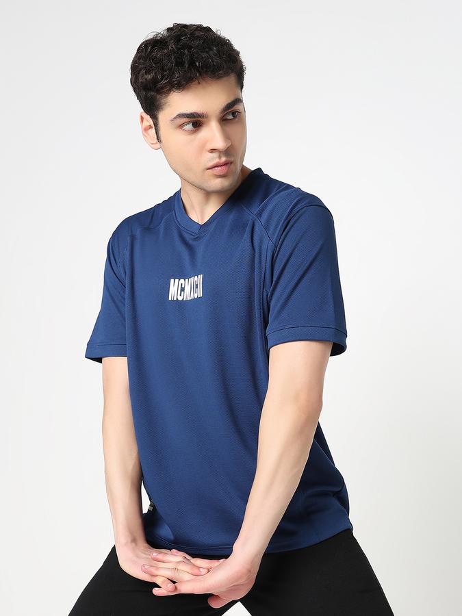 Men Polyester Regular Fit V-Neck Printed T-shirt