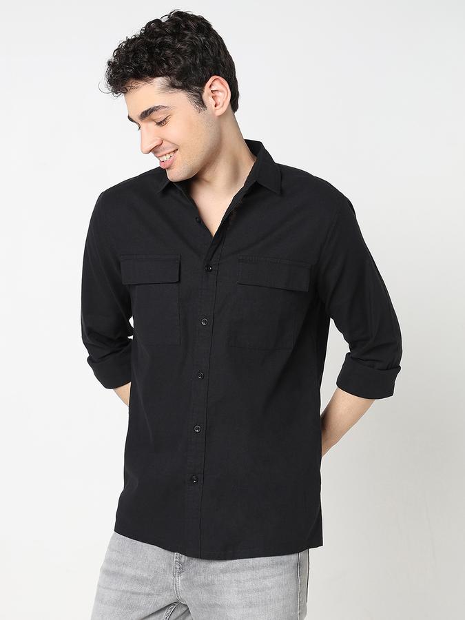 Men Cotton Blend Regular Fit Point Collar Solid Shirt