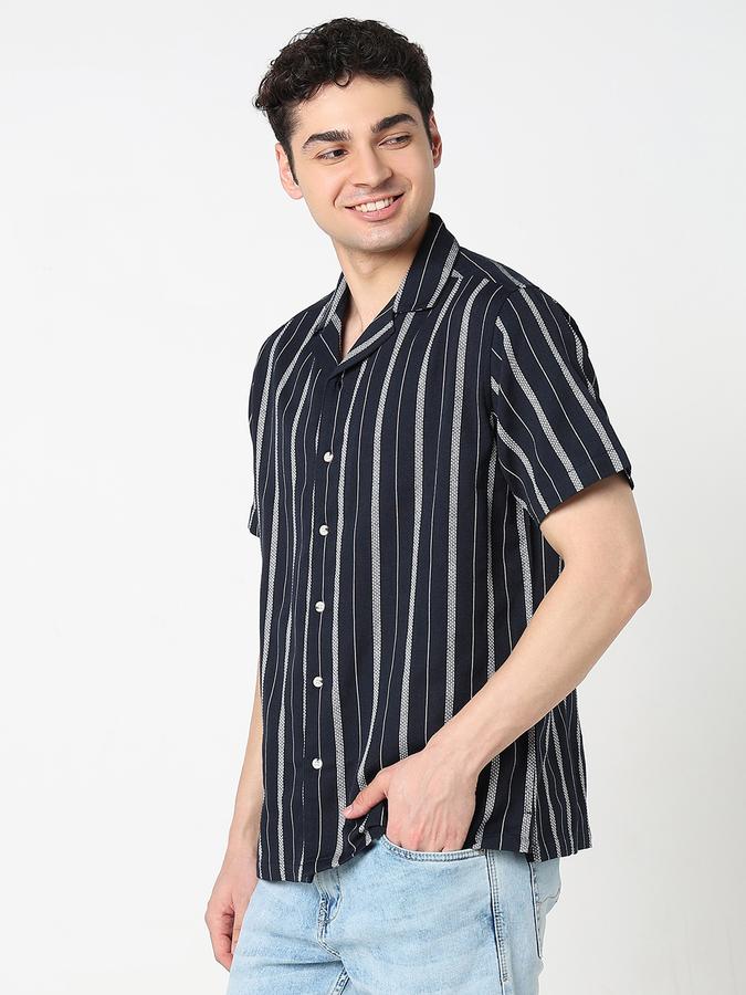 Men Polycotton Regular Fit Camp Collar Striped Shirt