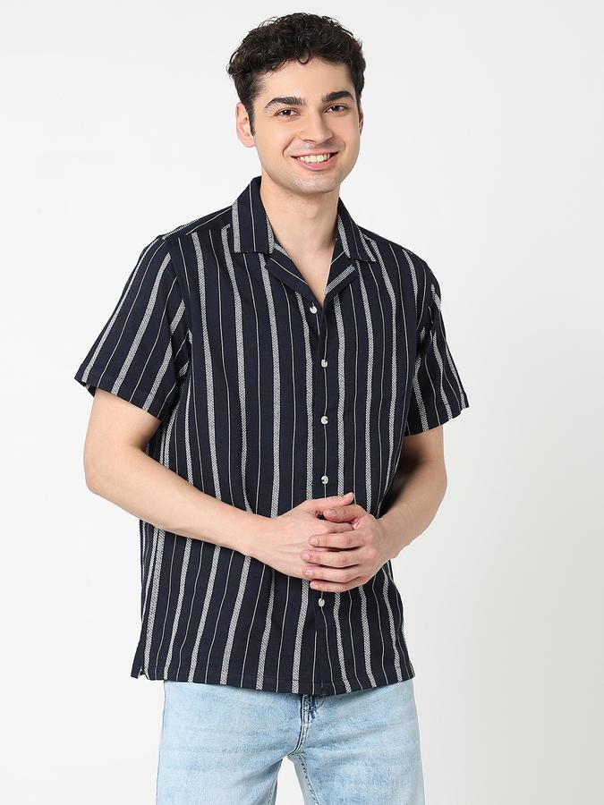 Men Polycotton Regular Fit Camp Collar Striped Shirt