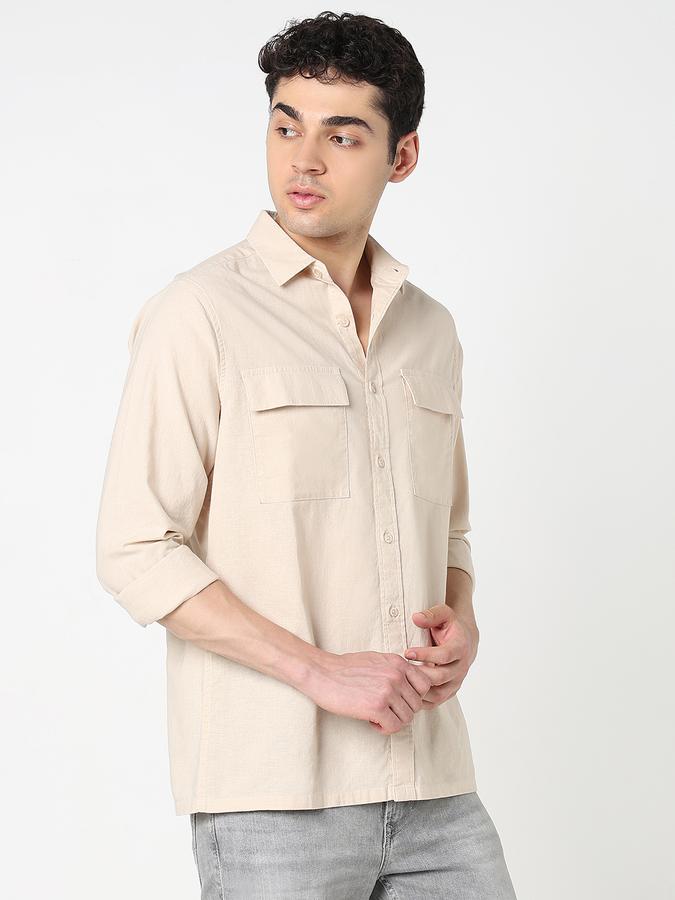 Men Cotton Blend Regular Fit Point Collar Solid Shirt
