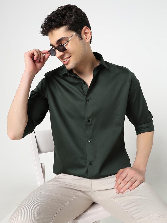 Men Cotton Regular Fit Point Collar Solid Shirt