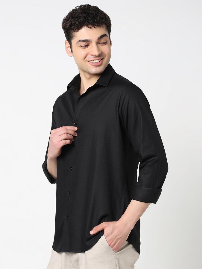 Men Cotton Regular Fit Point Collar Solid Shirt