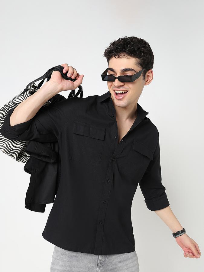 Men Cotton Blend Regular Fit Point Collar Solid Shirt